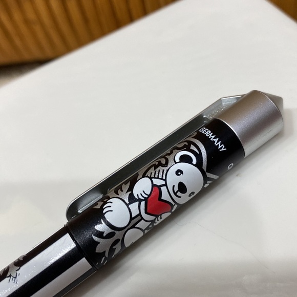 New Online College Rollerball Pen Heart Bear Design with Standard Ink Refill ! - Picture 5 of 6